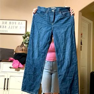 BARLEY EVER WORN. levi’s straight jeans size 10. great condition and fit